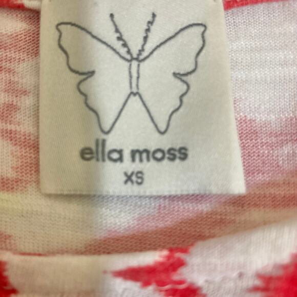 Ella Moss cap sleeve tee, relaxed fit red white abstract floral/tribal print top - Picture 5 of 6